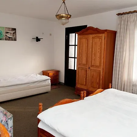 Dom Nad Morzem U Ewy Homestay *